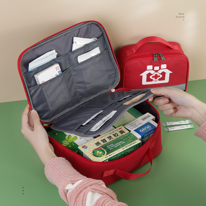 مجموعة أدوات الإسعافات الأولية - مراجعة First Aid Kit وسعره